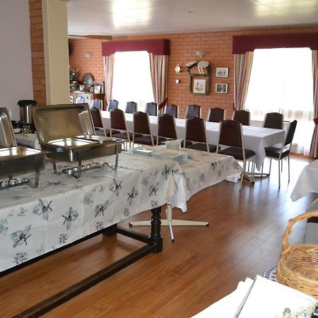 Grong Grong Motor Inn Екстер'єр фото