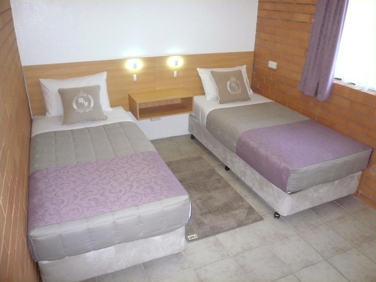 Grong Grong Motor Inn Екстер'єр фото